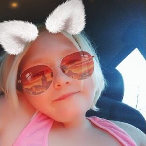 Meet your Posher, Joy